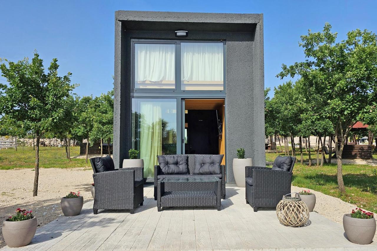 Bungalovi Amfora Ljubuški Екстериор снимка
